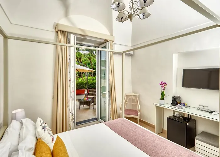 Giardini Luxury 4* קאפרי