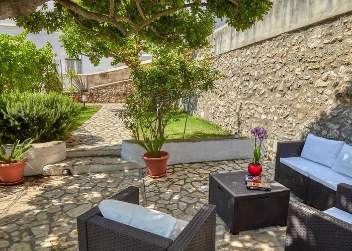 בית הארחה Giardini Luxury קאפרי