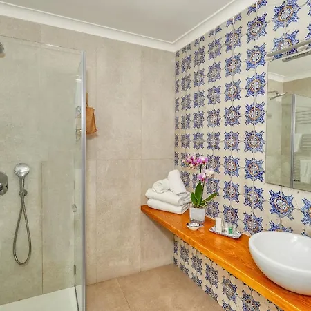 Giardini Luxury بيت ضيافة كابري