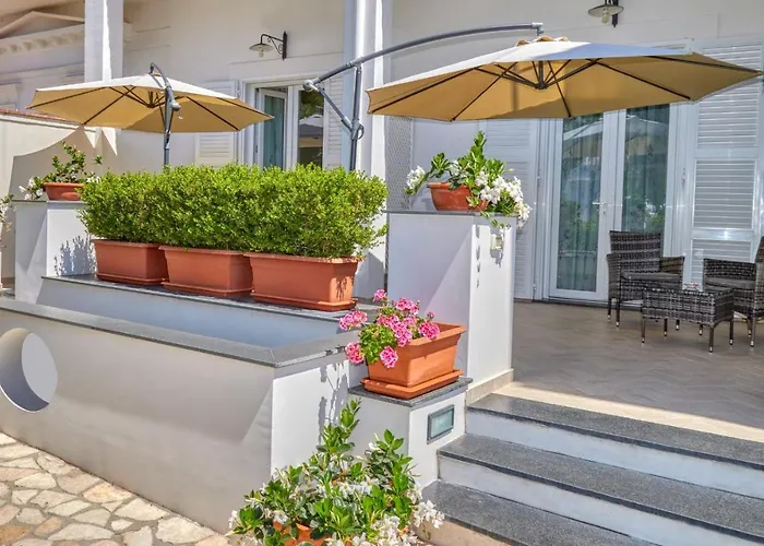 Гостевой дом Giardini Luxury